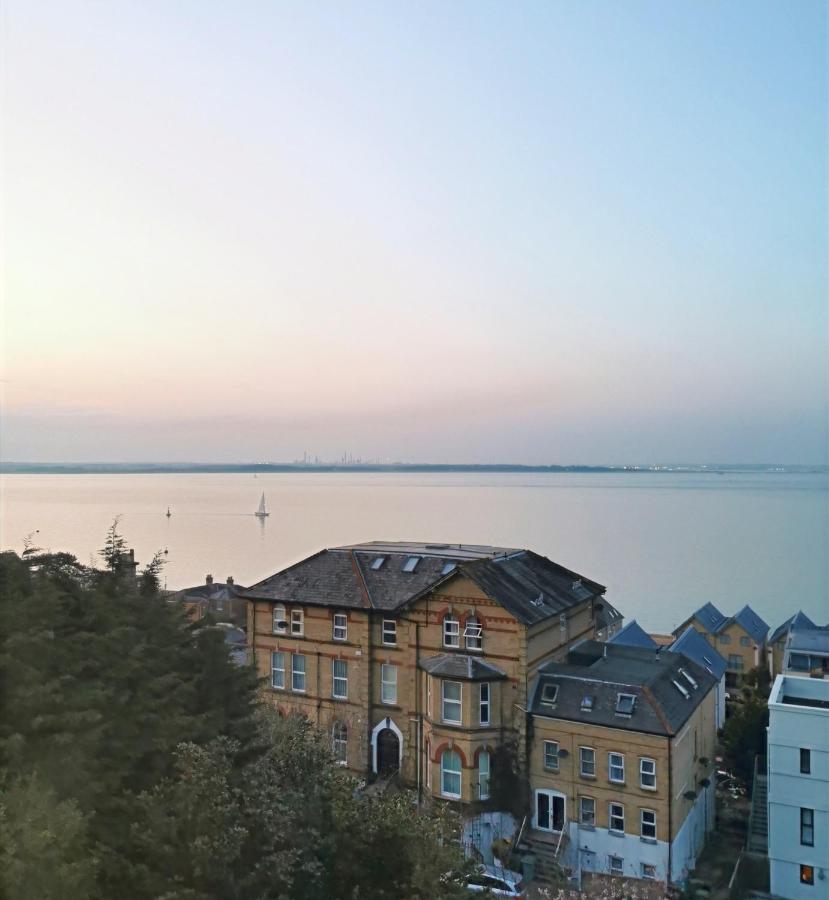 Villa Rothsay Hotel Cowes  Extérieur photo